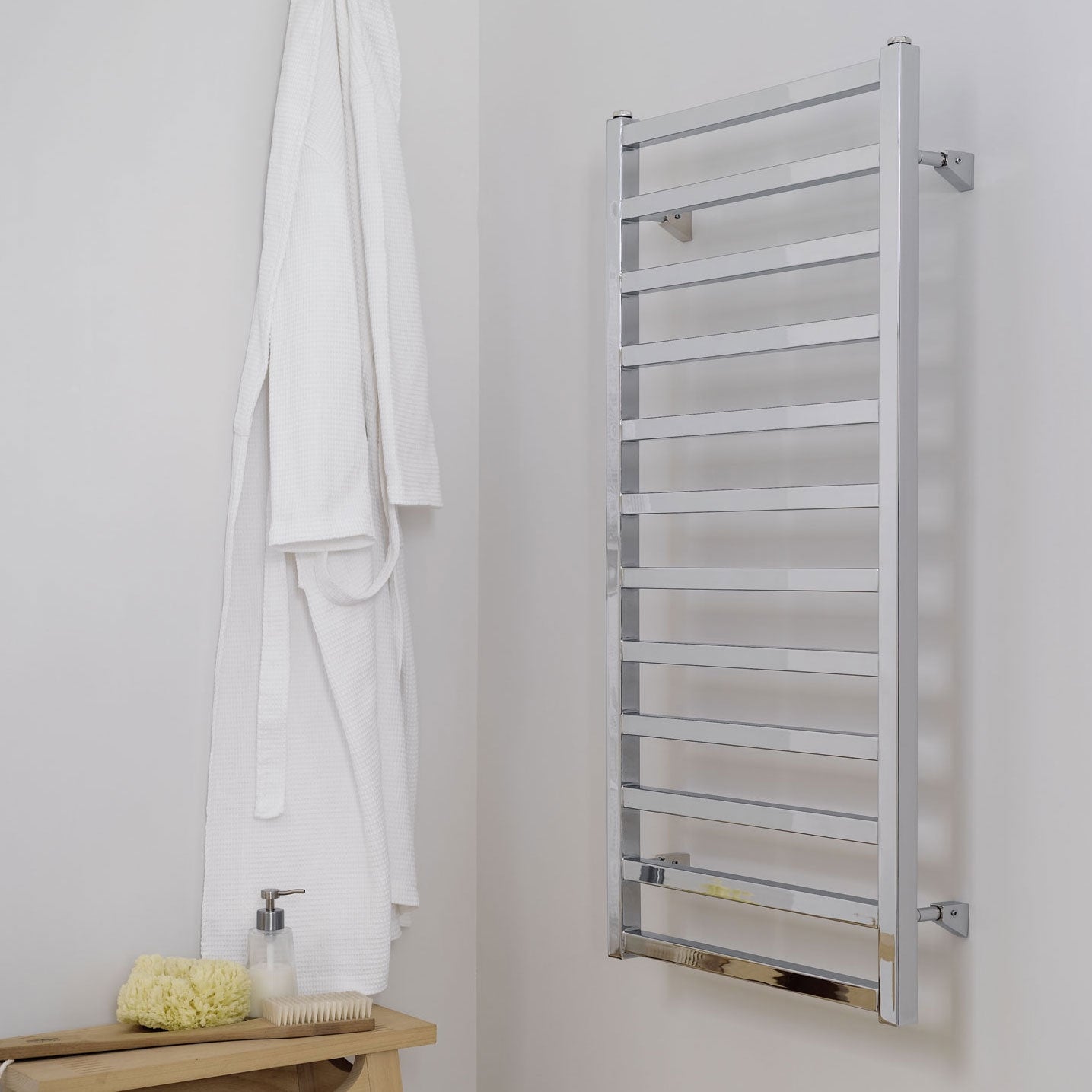 Хромирани лири Karnak хромирана лира за баня с квадратно сечение 50x170 или 50x100 онлайн магазин KERANOVA