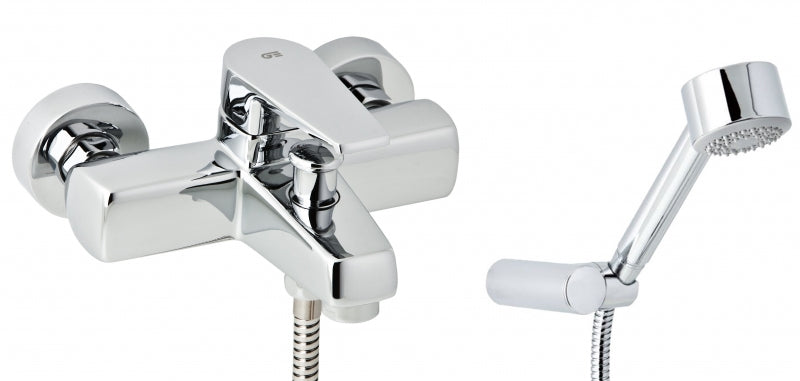 Смесител за вана/душ Klip стенен хром с чучур, шлаух, поставка и слушалка – онлайн магазин за обзавеждане за бани KERANOVA