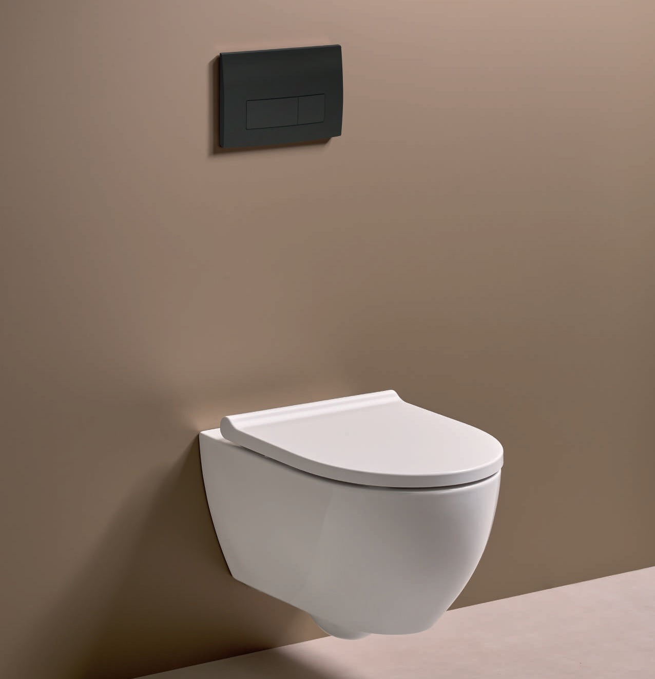 GEBERIT Delta50 Black с тоалетна Geberit Pravello Rimfree – висяща Rimfree тоалетна с черен бутон Delta50 за баня KERANOVA