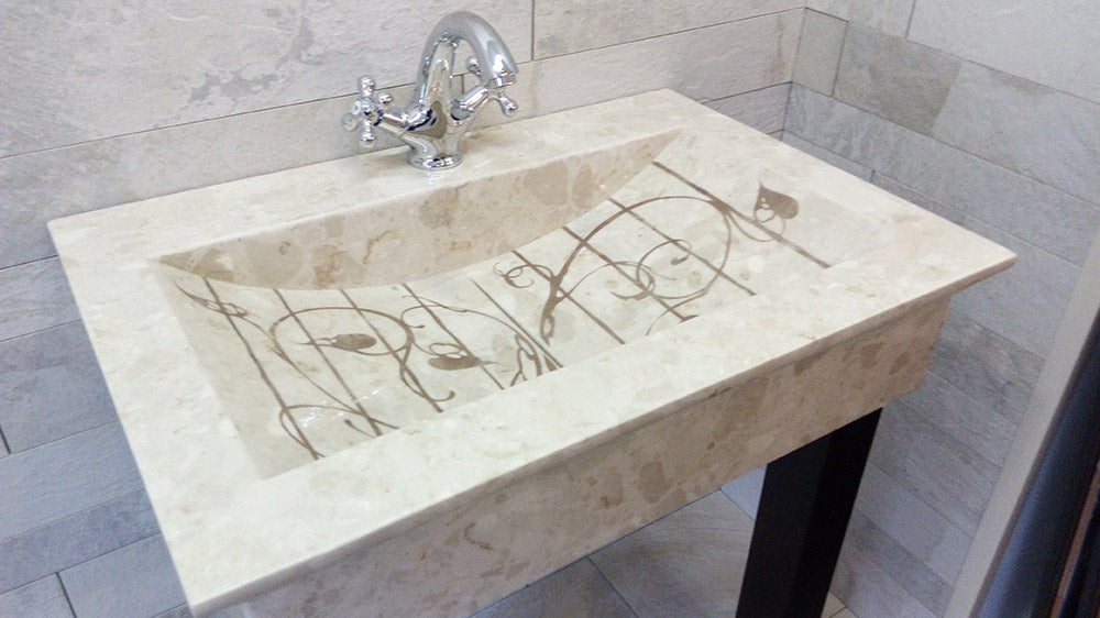 Мивки от технически камък - бежова плотна мивка с декоративен мотив, проект и монтаж от KERANOVA за онлайн магазин за бани