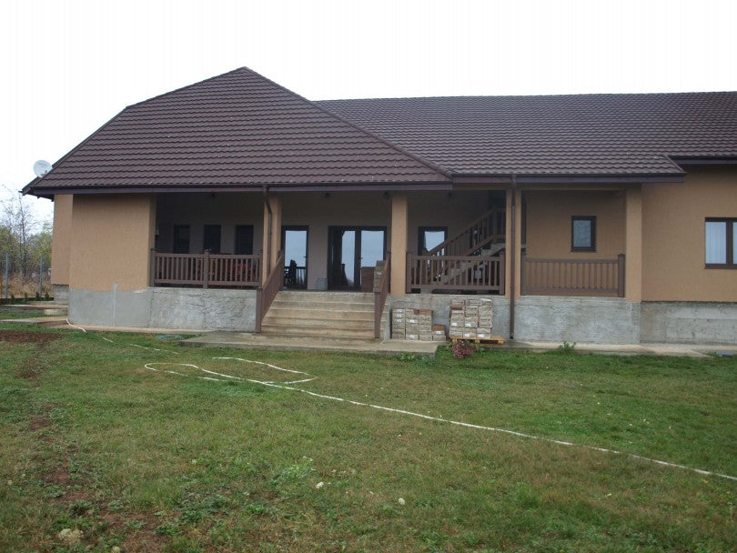 WPC декинг и цялостно оборудване - външна тераса с WPC парапети и подове, онлайн магазин за обзавеждане за бани KERANOVA