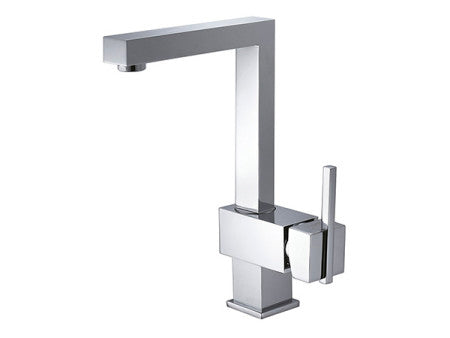 Кухненски смесител Rubicon с хромирана повърхност, модерен квадратен дизайн – онлайн магазин за обзавеждане за бани KERANOVA