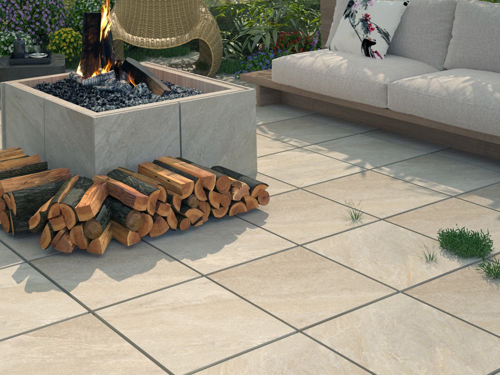 Rasa Beige 60x60x2 см. гранитогрес 60x60x2 см на тераса с камина и диван, онлайн магазин за обзавеждане за бани KERANOVA