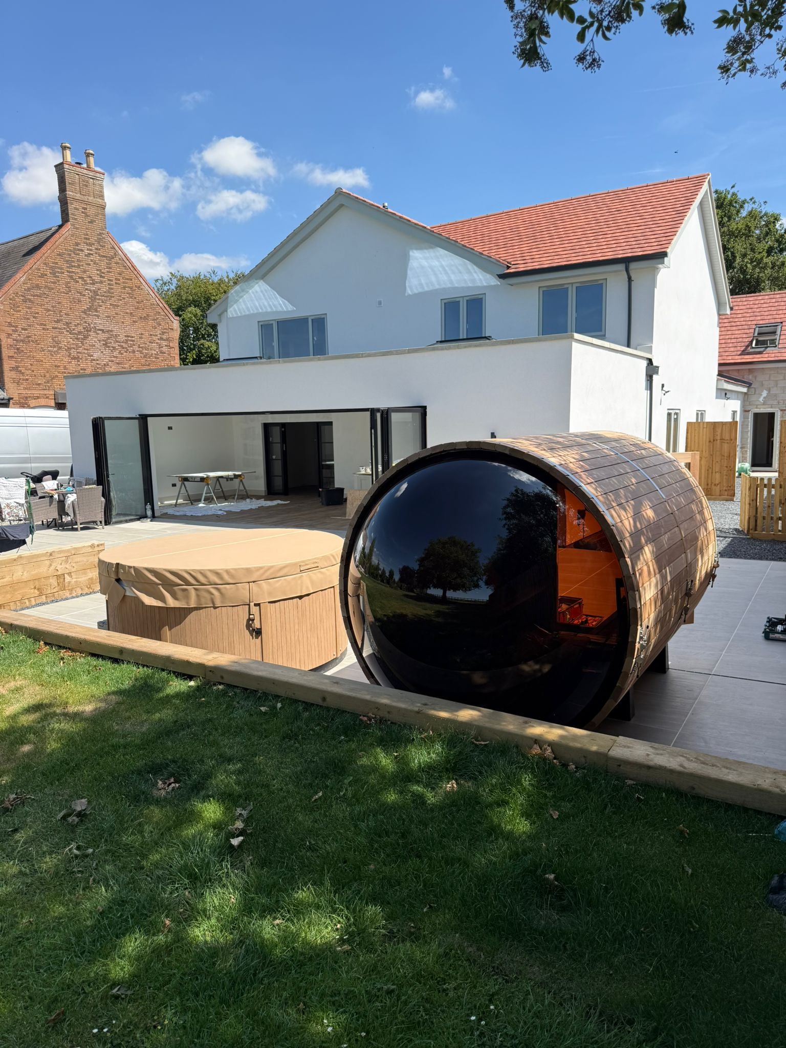 Recharge Ф200 см. кръгло спа за до 5 човека на открит двор, модел Recharge Ф200 см. от онлайн магазин KERANOVA