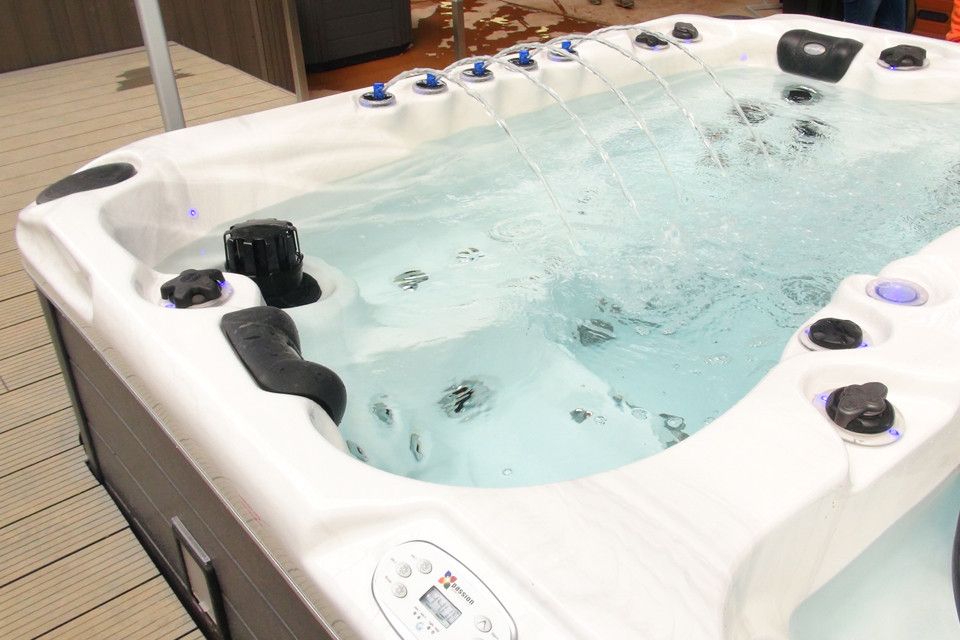 Плувно СПА Energy 740x228 см. джакузи с отделна плувна и масажна секция, Aqua Rolling и Waterfall Massage - KERANOVA онлайн магазин