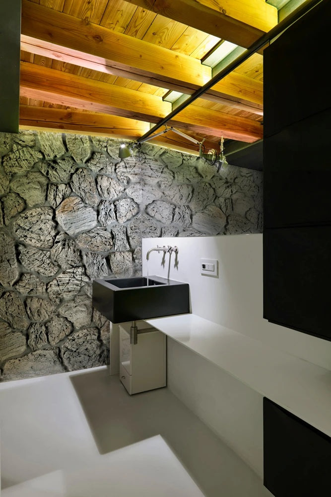 Terra - 3 цвята изкуствени камъни за облицовка стена в модерна баня, онлайн магазин за обзавеждане KERANOVA