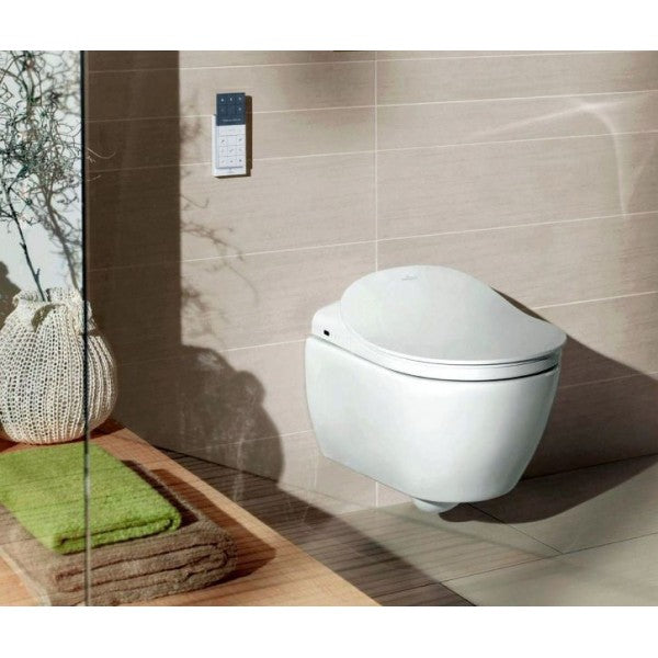 Конзолна тоалетна с дъска биде ViClean - Villeroy&Boch в модерен банен интериор с дистанционно управление